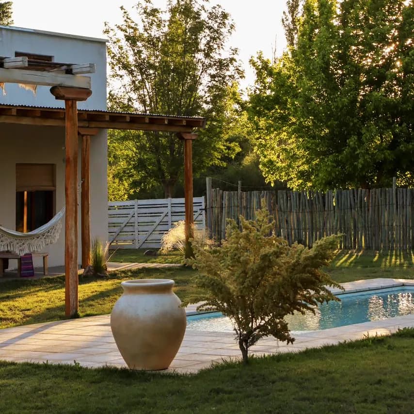 Parque, piscina y la magia serena de Casa Corazón de viento